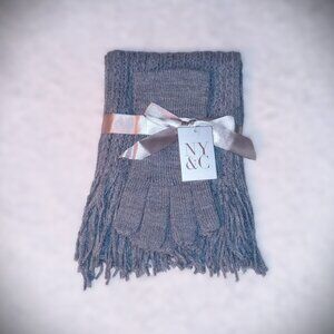 New York & Company Gray Scarf and Gloves Set